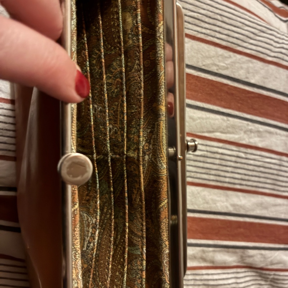 HOBO leather Wallet with paisley inside - Picture 3 of 5